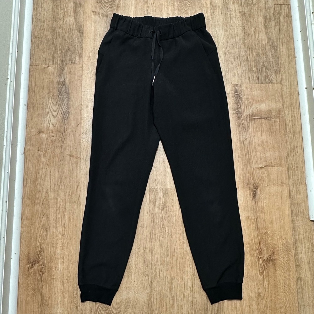 Lululemon | Woman's Black Elastic Drawstring Waist Sweatpant Joggers, Size 2